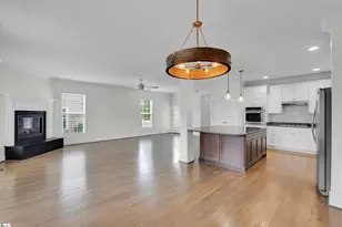 436 Rocky Slope Rd, Greenville, SC 29607 - Photo 5