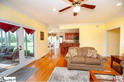112 River Falls Drive, Duncan, SC 29334 - Photo 5