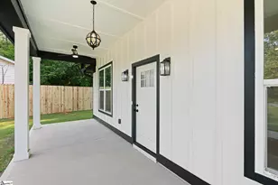119A Woodland Dr, Fountain Inn, SC 29644 - Photo 5