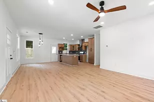 119A Woodland Dr, Fountain Inn, SC 29644 - Photo 13