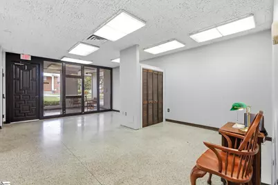 106 S Texas Avenue, Greenville, SC 29611 - Photo 5