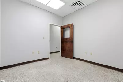 106 S Texas Avenue, Greenville, SC 29611 - Photo 19