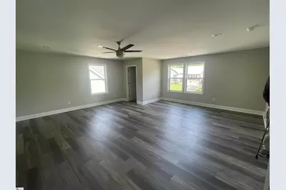 709 Rockcliff Street, Greenville, SC 29617 - Photo 11