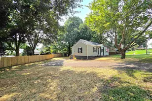 508 Tindal Rd, Greenville, SC 29617 - Photo 3