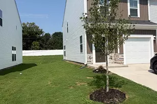 177 Randwick Ln, Greer, SC 29651 - Photo 3