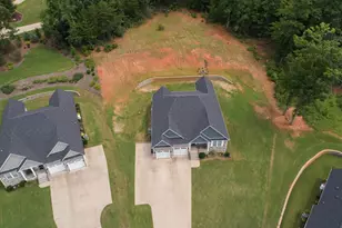 419 Navajo Ct, Marietta, SC 29661 - Photo 15