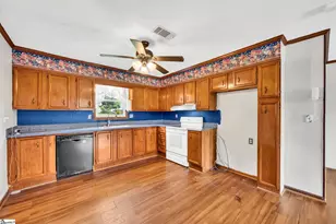 317 Bentwood Rd, Piedmont, SC 29673 - Photo 3