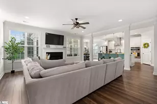 25 Caventon Dr, Simpsonville, SC 29681 - Photo 9