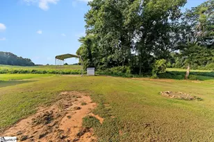 21117 E Hwy 76, Laurens, SC 29360 - Photo 17