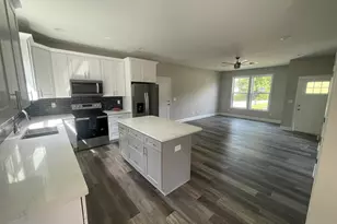 711 Rockcliff St, Greenville, SC 29617 - Photo 7