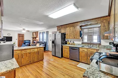 1154 Sandy Spring Road, Laurens, SC 29360 - Photo 5
