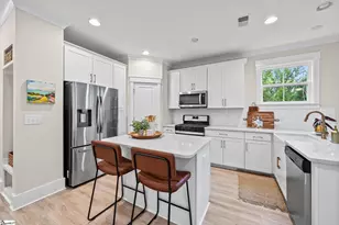 24 Byrnes Ln, Greenville, SC 29609 - Photo 13