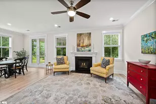 24 Byrnes Ln, Greenville, SC 29609 - Photo 9