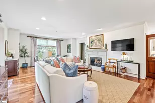 400 N Main St, Greenville, SC 29601 - Photo 3