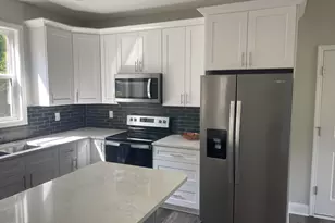 709 Rockcliff St, Greenville, SC 29617 - Photo 9