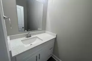 709 Rockcliff St, Greenville, SC 29617 - Photo 5