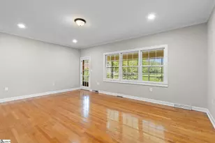 307 S Broad St, Clinton, SC 29325 - Photo 17