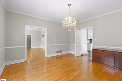 307 S Broad Street, Clinton, SC 29325 - Photo 7
