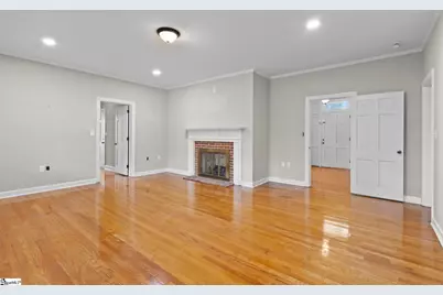 307 S Broad Street, Clinton, SC 29325 - Photo 19
