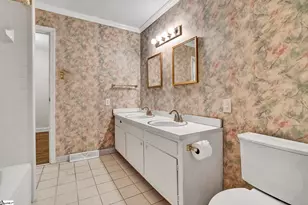12 McSwain Dr, Greenville, SC 29615 - Photo 25