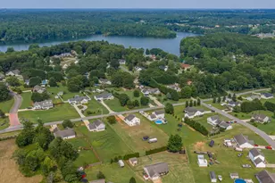 258 Gibbs Rd, Wellford, SC 29385 - Photo 3