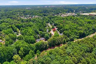 1024 Summit Dr, Greenville, SC 29609 - Photo 25