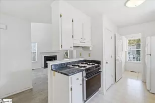 1024 Summit Dr, Greenville, SC 29609 - Photo 7