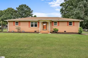 204 Friendship Ln, Anderson, SC 29624 - Photo 1