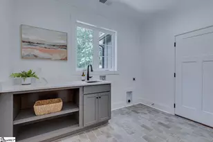2337 Old Parker Rd, Greenville, SC 29609 - Photo 11