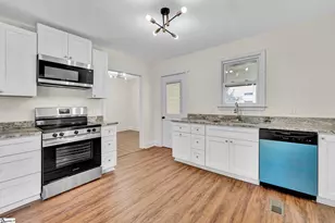 207 Elm St, Clinton, SC 29325 - Photo 9