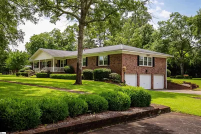204 Pine Street, Bamberg, SC 29003 - Photo 1