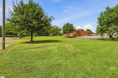 106 S Texas Avenue, Greenville, SC 29611 - Photo 3