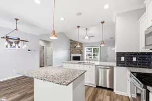 300 Icebow Rd, Fountain Inn, SC 29644 - Photo 11
