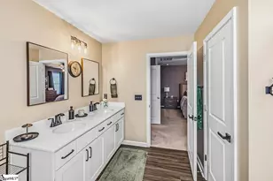323 Whittier St, Greenville, SC 29605 - Photo 25