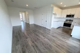 1279 Westgate Vlg Dr, Spartanburg, SC 29301 - Photo 5