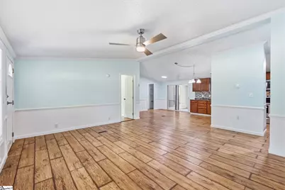 128 Kentmont Lane, Greer, SC 29651 - Photo 9