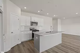 112 Wilson School St, Simpsonville, SC 29681 - Photo 9