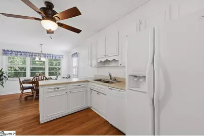 200 Eastcliffe Way, Greenville, SC 29611 - Photo 11