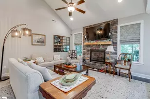 203 Nolan Rd, Travelers Rest, SC 29690 - Photo 5