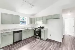 205 Riverbreeze Rd, Greenville, SC 29611 - Photo 5