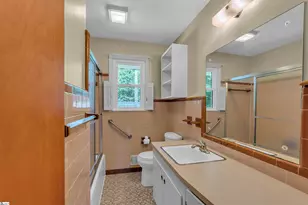 402 Springwood Dr, Spartanburg, SC 29302 - Photo 11