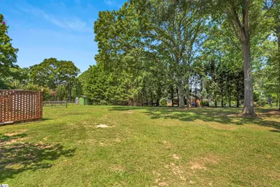 402 Springwood Drive, Spartanburg, SC 29302 - Photo 23