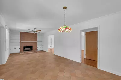 402 Springwood Drive, Spartanburg, SC 29302 - Photo 9