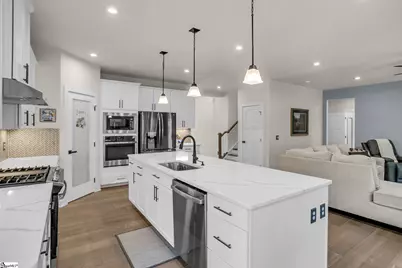 421 Oswego Court, Greenville, SC 29607 - Photo 7