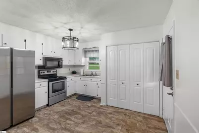 114 Blueberry Lane, Inman, SC 29349 - Photo 7