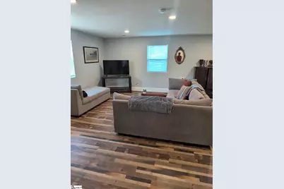 702 E Lee Road, Taylors, SC 29687 - Photo 11