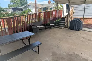 702 E Lee Rd, Taylors, SC 29687 - Photo 3