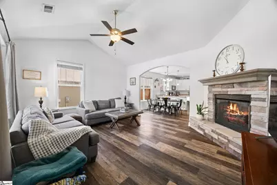 323 Barnhill Court, Greenville, SC 29617 - Photo 5