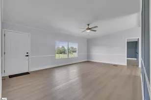 105 Mallard Ln, Gaffney, SC 29341 - Photo 5