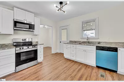 207 Elm Street, Clinton, SC 29325 - Photo 9